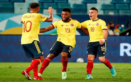 Colombia le gana a Ecuador