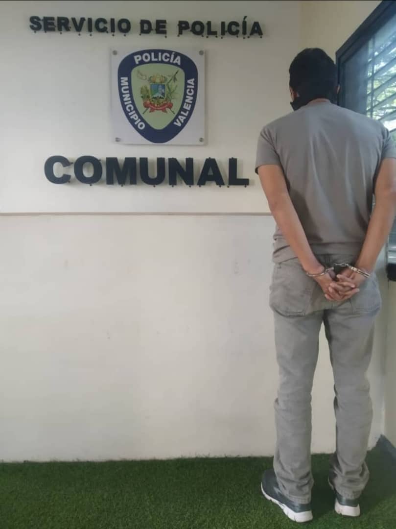 Abusó de su hija en Valencia - ACN