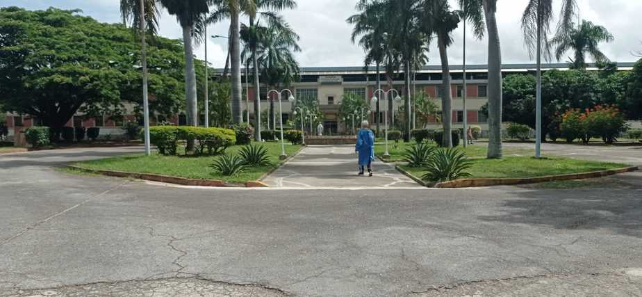 En la casa Hogar San Vicente de Paúl, ubicada en el municipio Naguanagua de Carabobo, existe mucha preocupación, ahí han fallecido cuatro ancianos, en las últimas dos semanas, con síntomas de covid-19. - ACN
