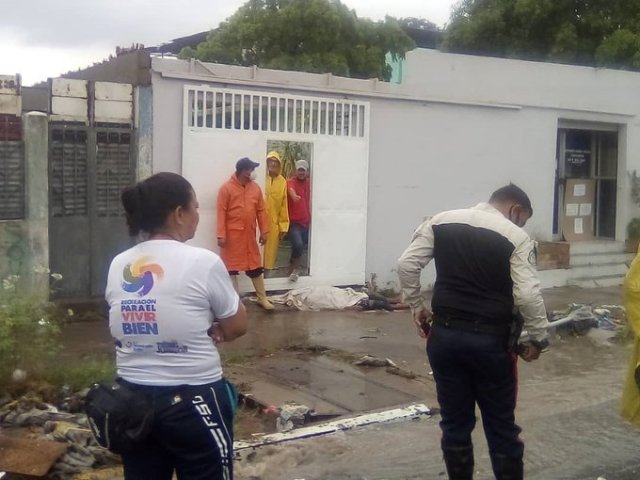 hombre murió electrocutado alcantarilla- acn