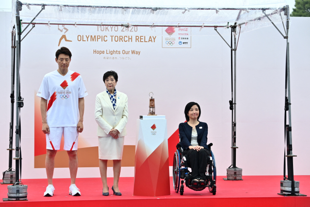 Antorcha olímpica inicia relevo en Tokio . noticiacn