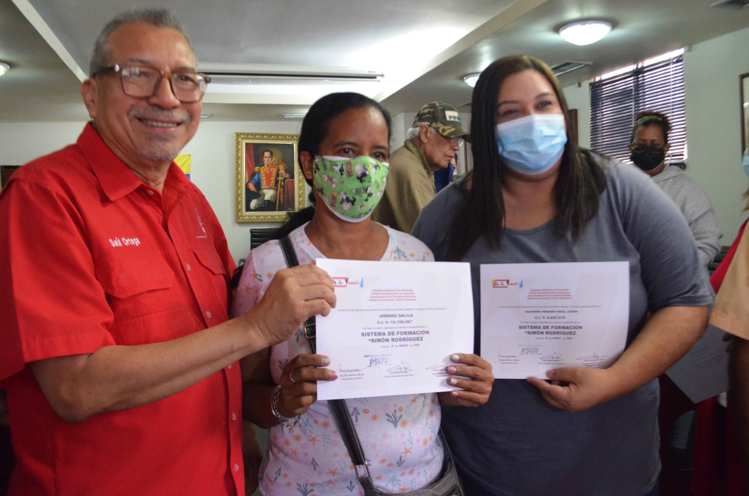 Psuv Naguanagua entregó certificados