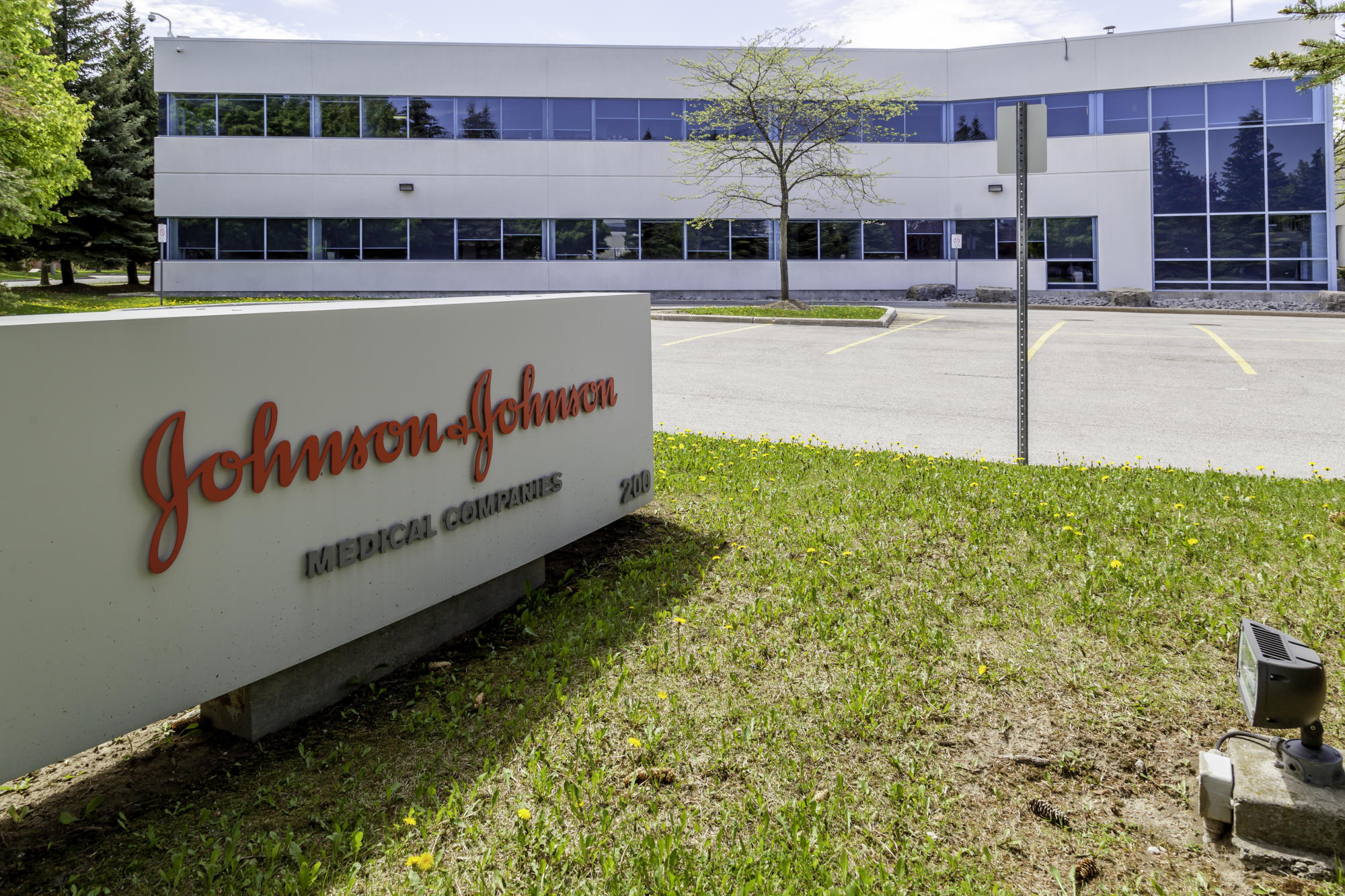 Johnson retiró bloqueadores solares- acn