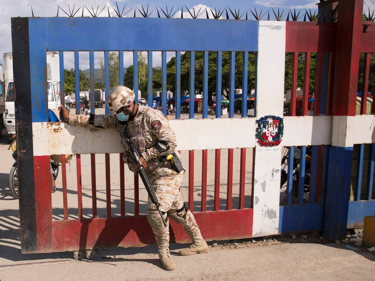República Dominicana cierra su frontera