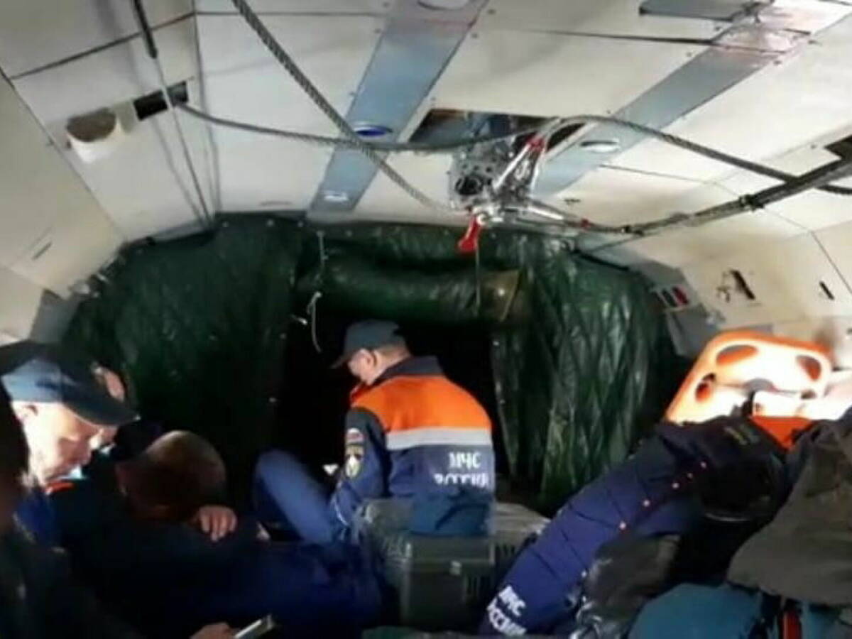 Sobreviven ocupantes avión desaparecido