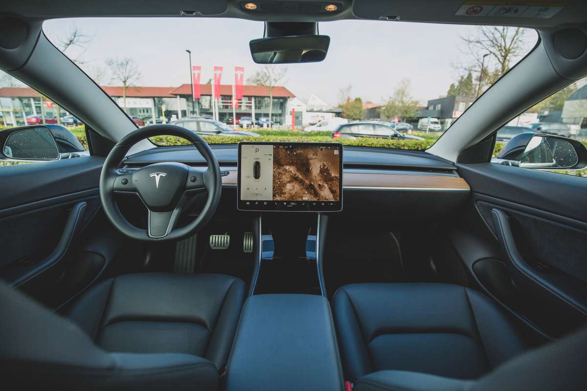 Investigan a Tesla - ACN