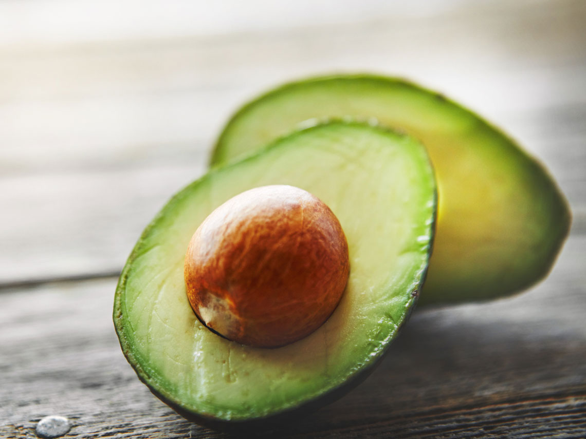 beneficios del aguacate