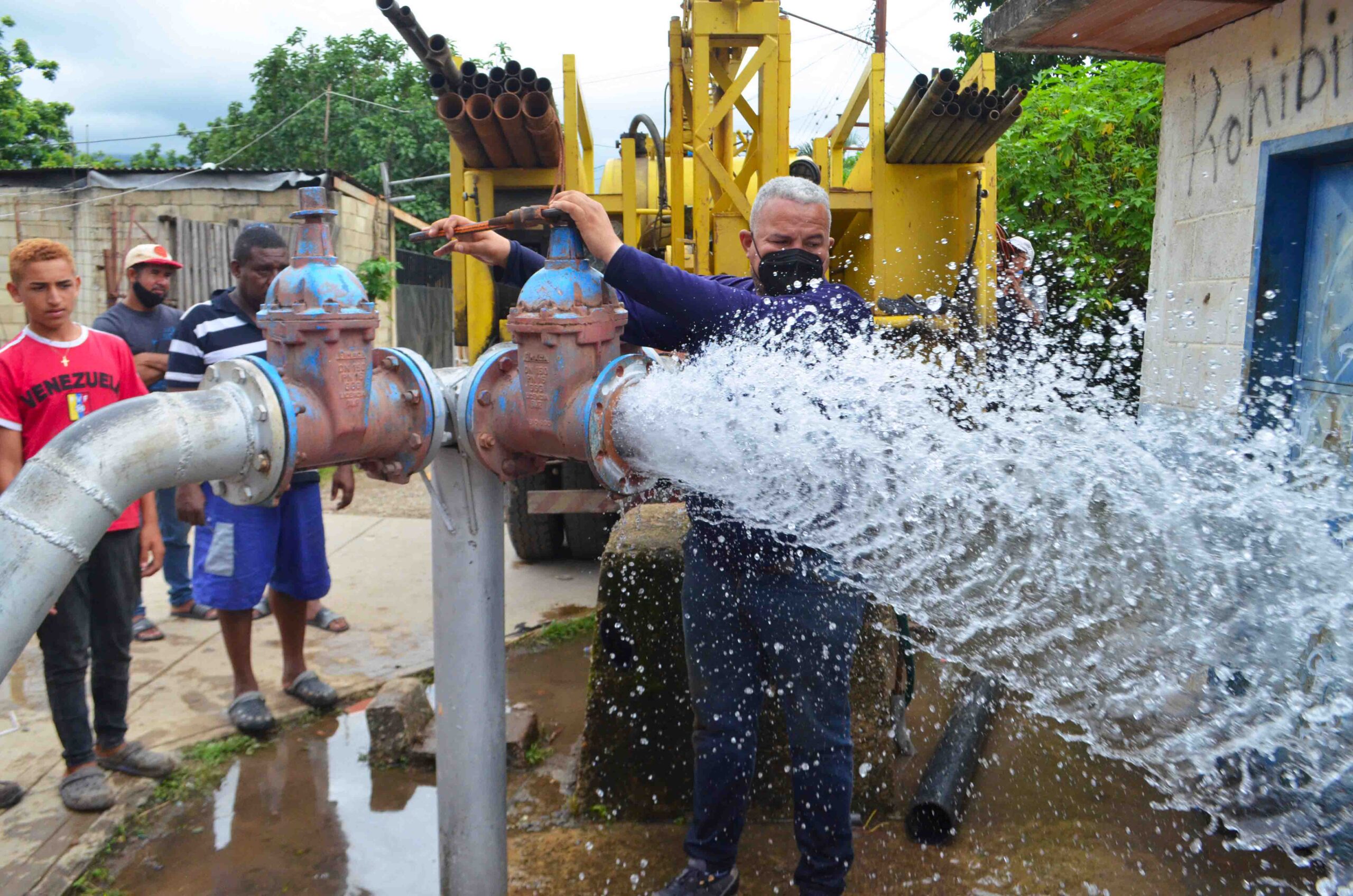 Reactivan pozo de agua