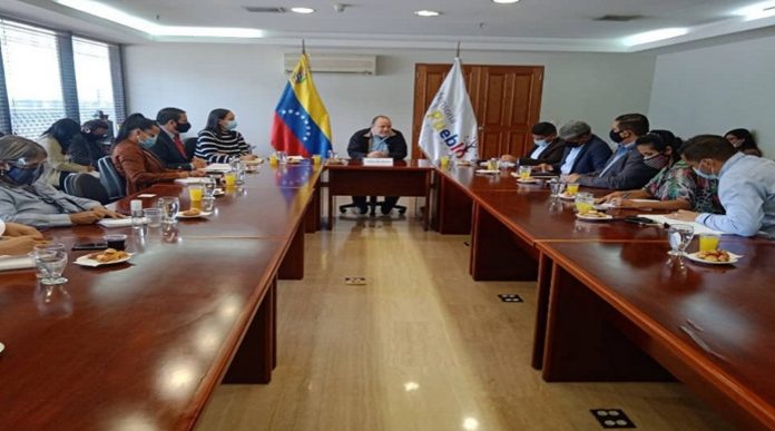 Controlarán precios de clínicas privadas