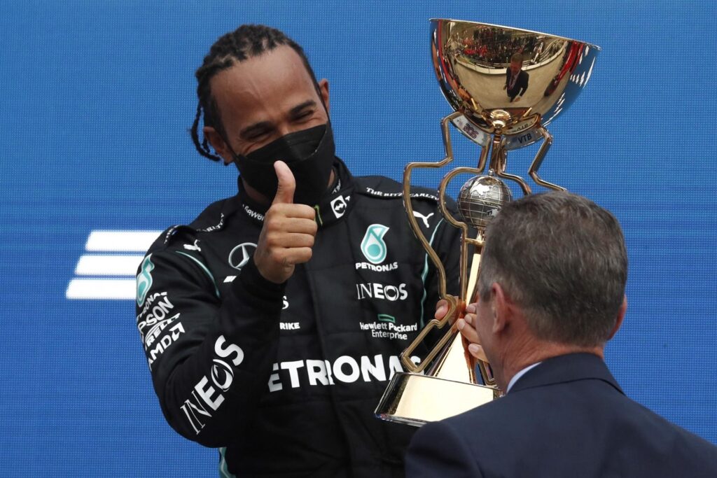 Lewis Hamilton gana en Rusia - noticiacn