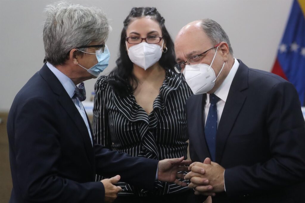Más de cien observadores de la UE - noticiacn