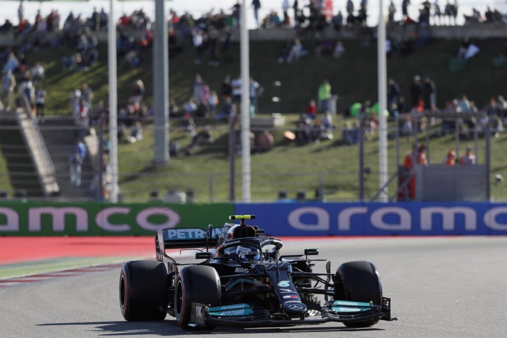 Mercedes manda en prácticas de Sochi - noticiacn