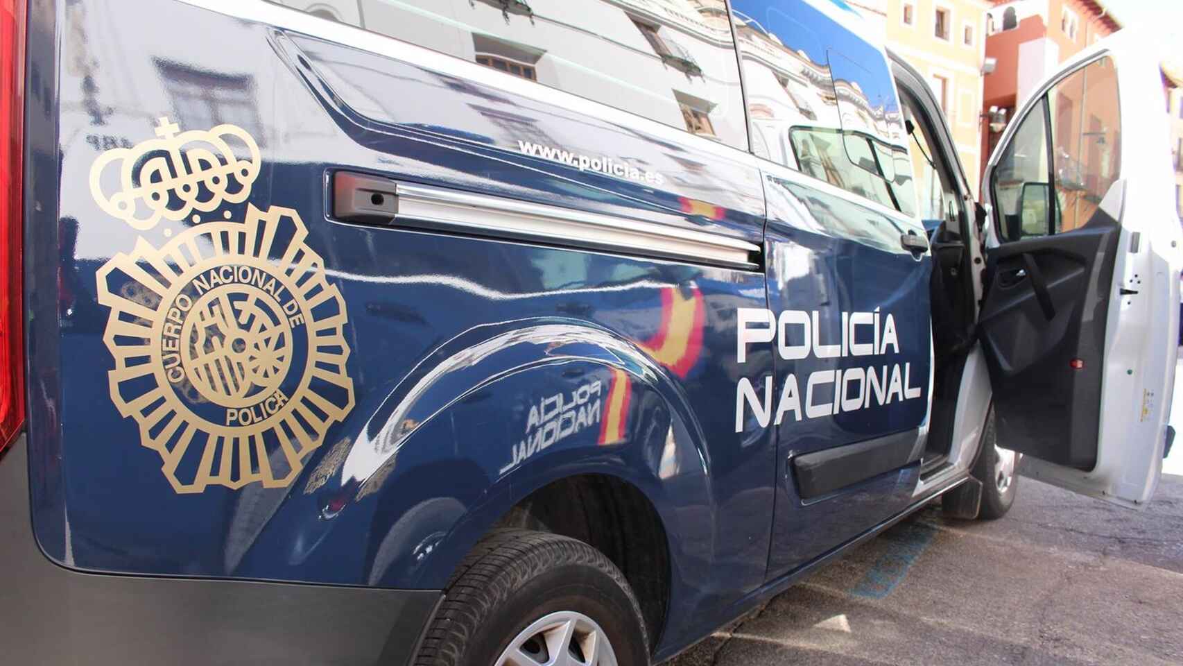 Mujer le arranca los dedos a una compañera de cuarto