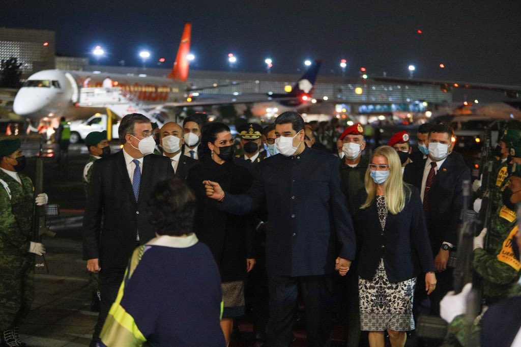 Nicolás Maduro llega a México - noticiacn