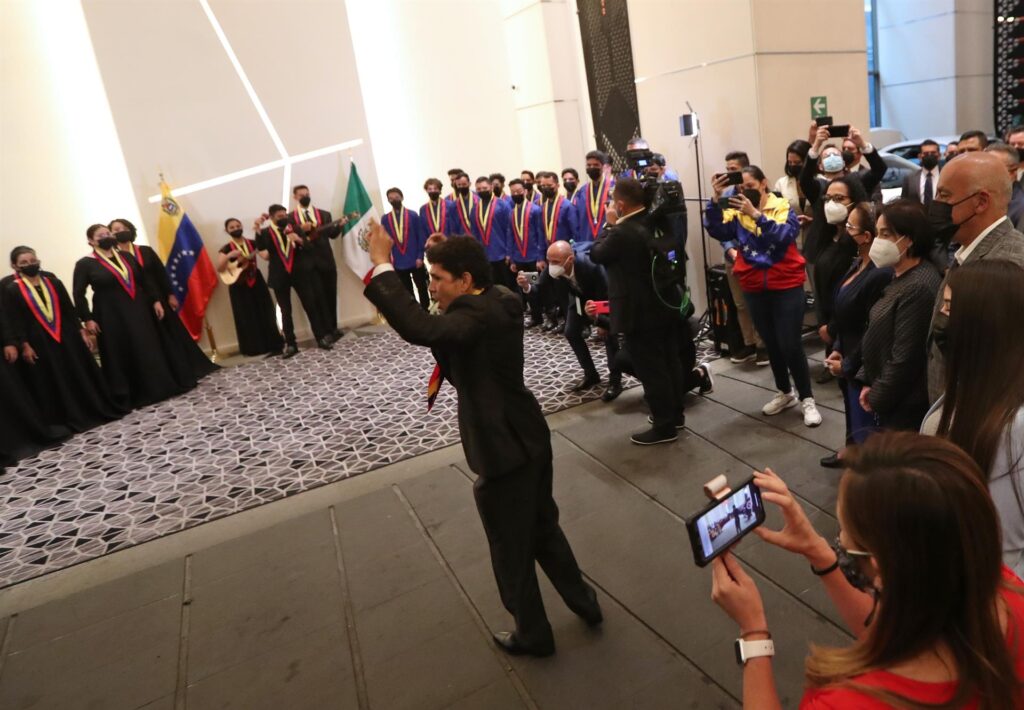 Orquesta juvenil se presentó en mesa de diálogo - noticiacn