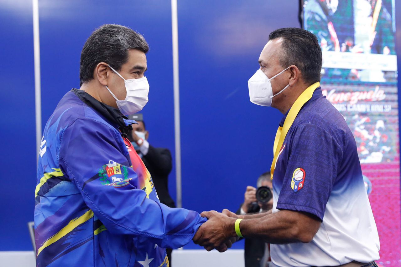 Condecorados campeones mundiales de beisbol - noticiacn