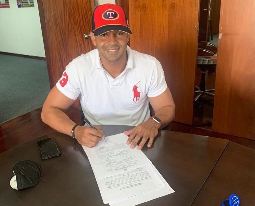 Jesús Guzmán firmó con Tiburones - noticiacn