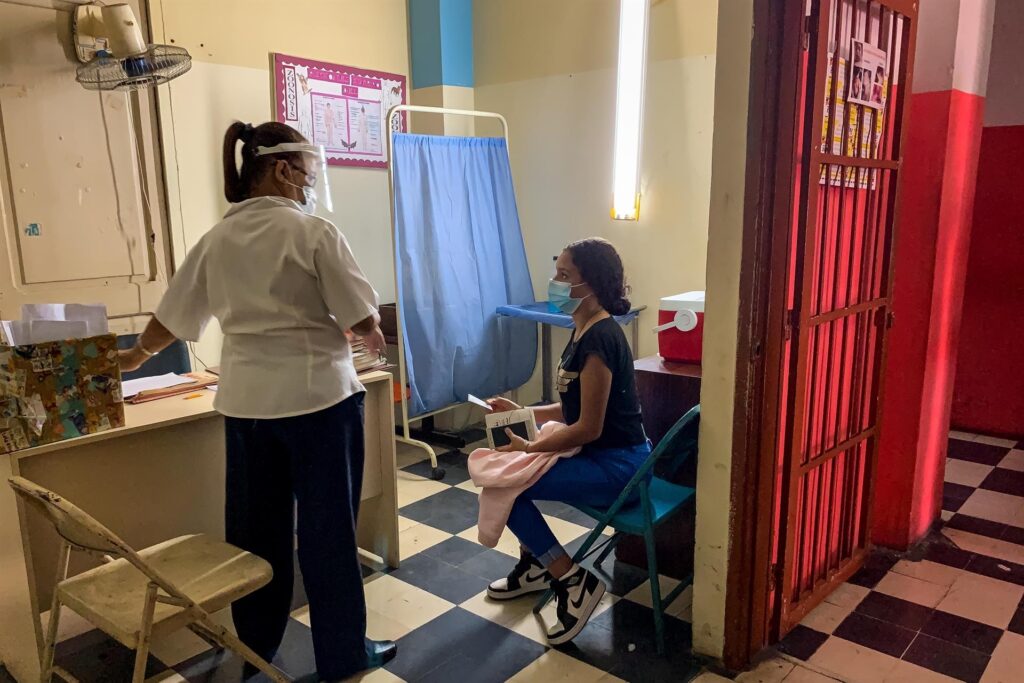 Jornada de vacunación contra la fiebre amarilla - noticiacn