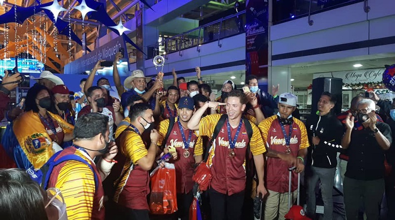 Llegaron los campeones del mundo de beisbol - noticiacn