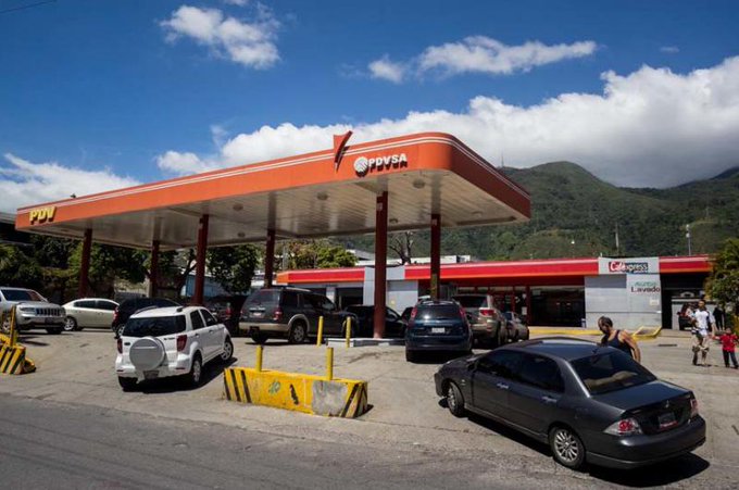 Aumentan precio de la gasolina - noticiacn
