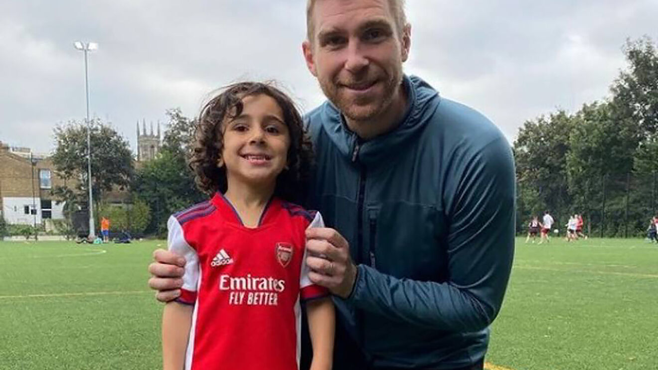 Arsenal ficha niño - ACN