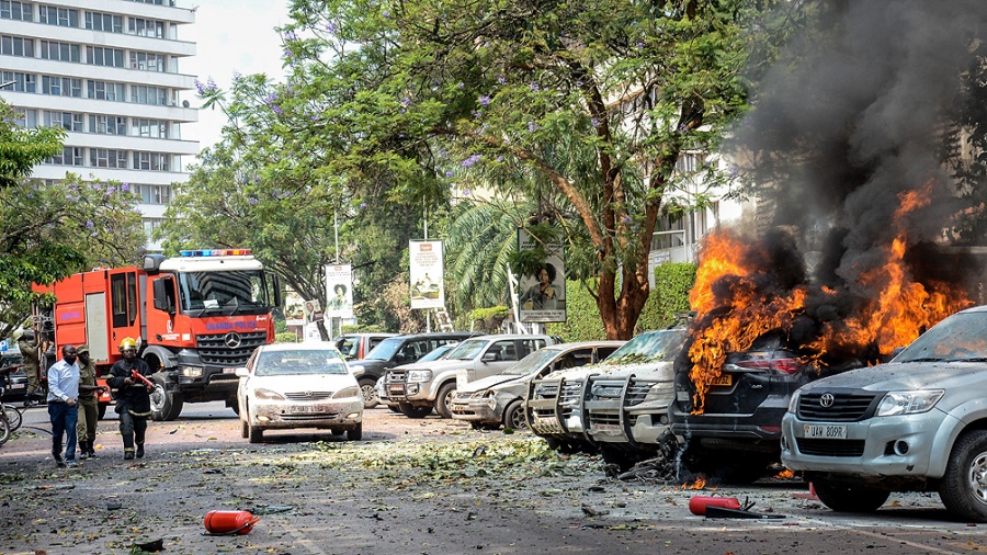 Dos ataques suicidas en Uganda dejan un saldo fatal