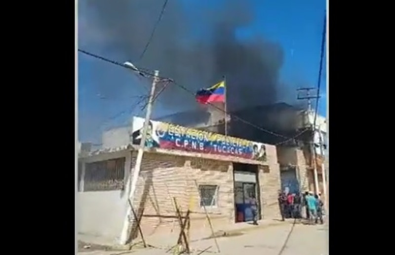 Incendio en PNB en Tucacas