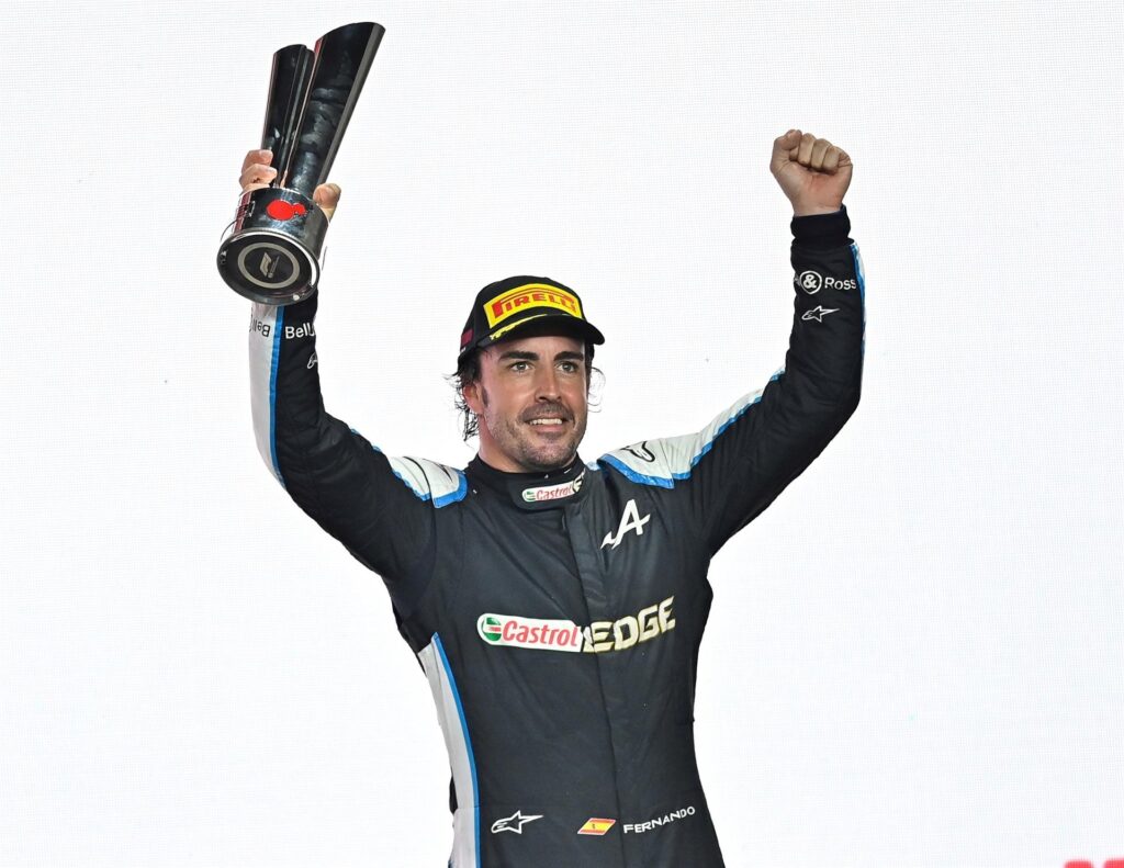 Lewis Hamilton ganó en Catar - noticiacn