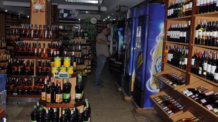 Licencias para venta de licores - ACN