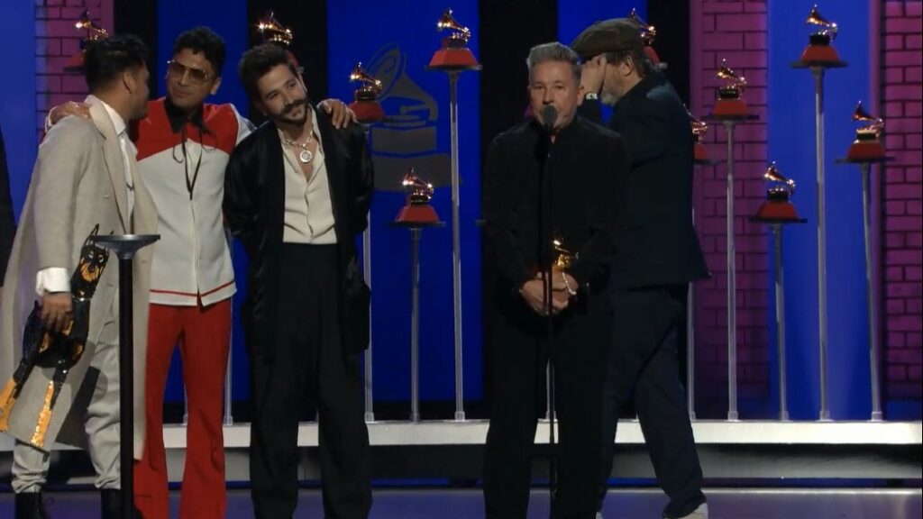 Venezuela alza tres Latin Grammy - noticiacn