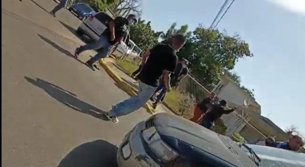 Roportan un muerto en centro de votación - noticiacn