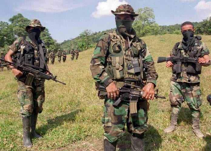 EE UU retira a las FARC de su lista de terroristas