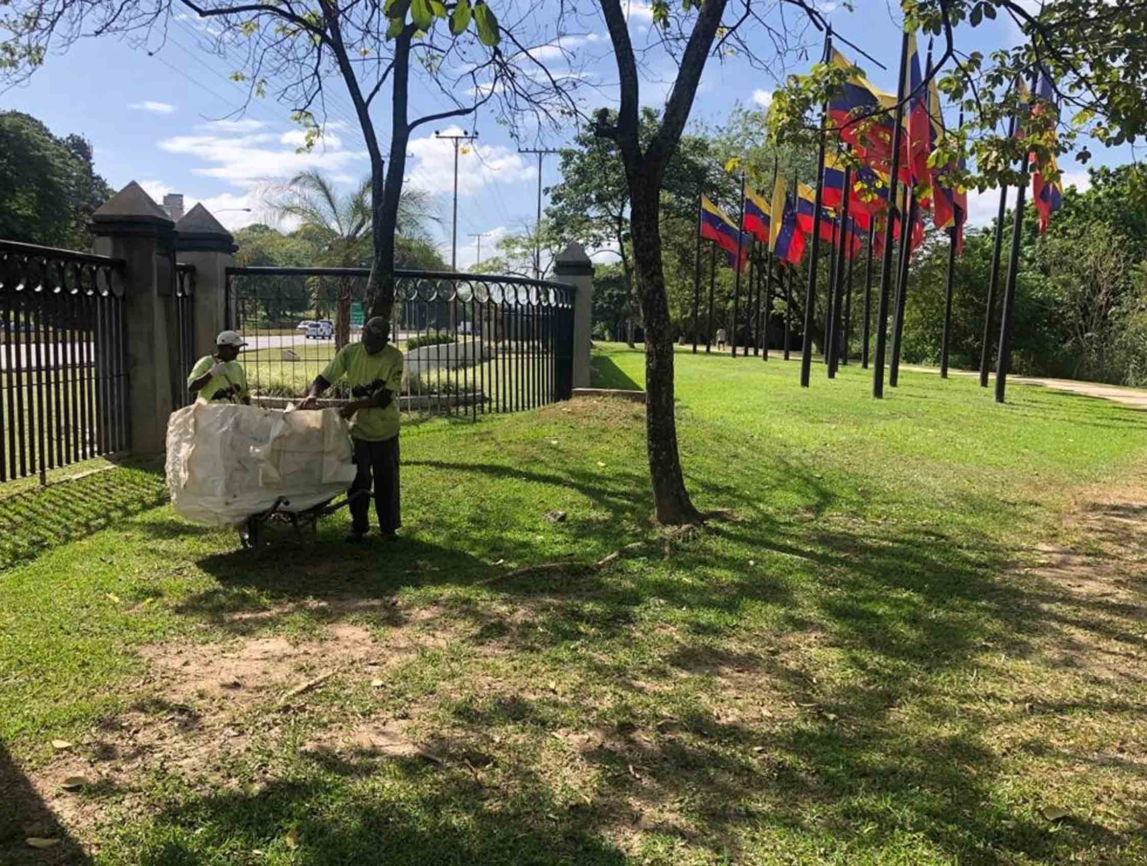 Alistan parques para navidad