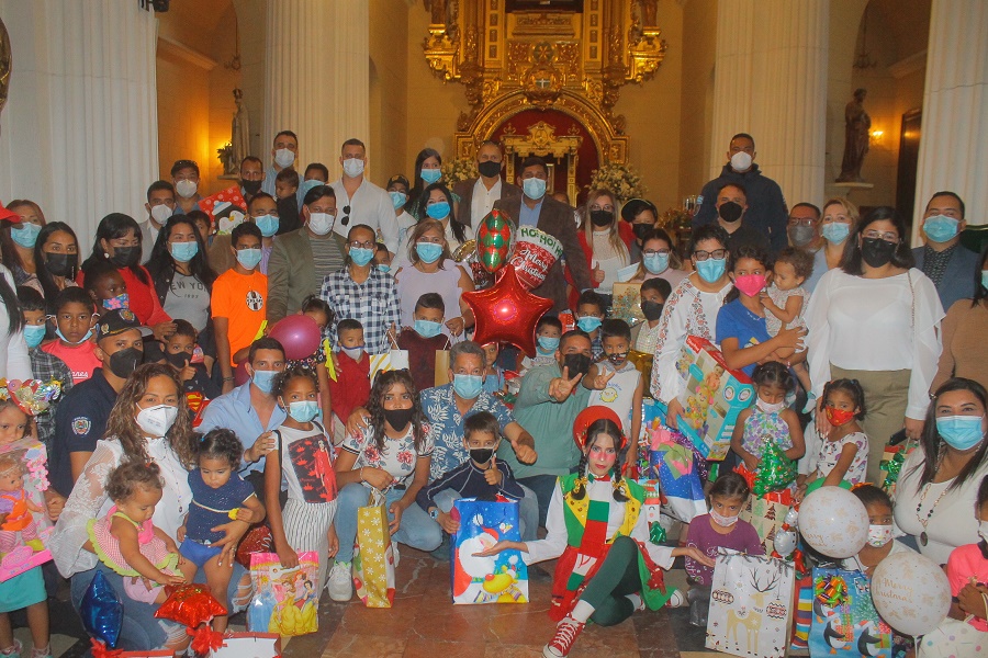 “Viste un niño en Navidad”