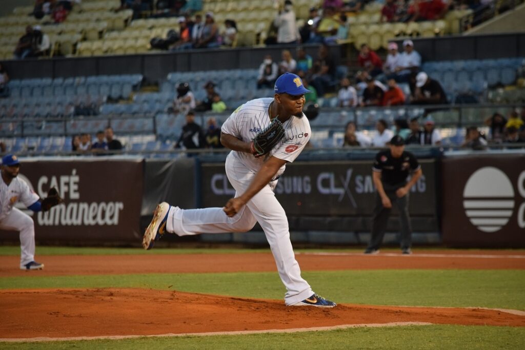 Magallanes blanqueó a Leones - noticiacn