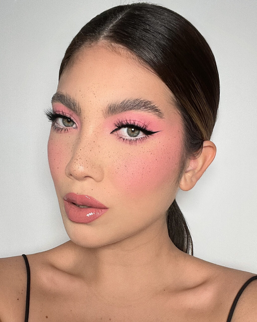 Mafe Martino una de las maquilladoras más importantes del país - noticiacn
