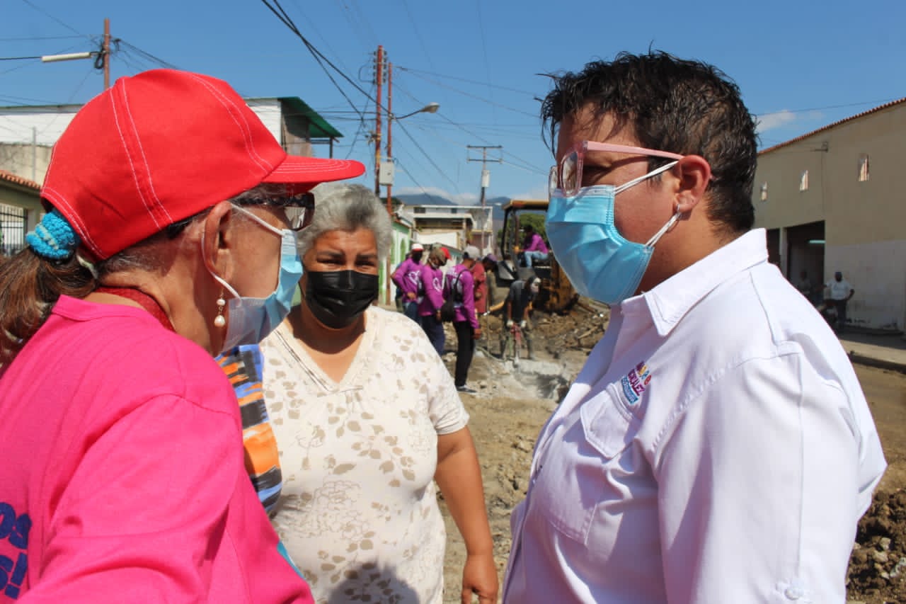 Sustitución de tubería en Barrio Colón