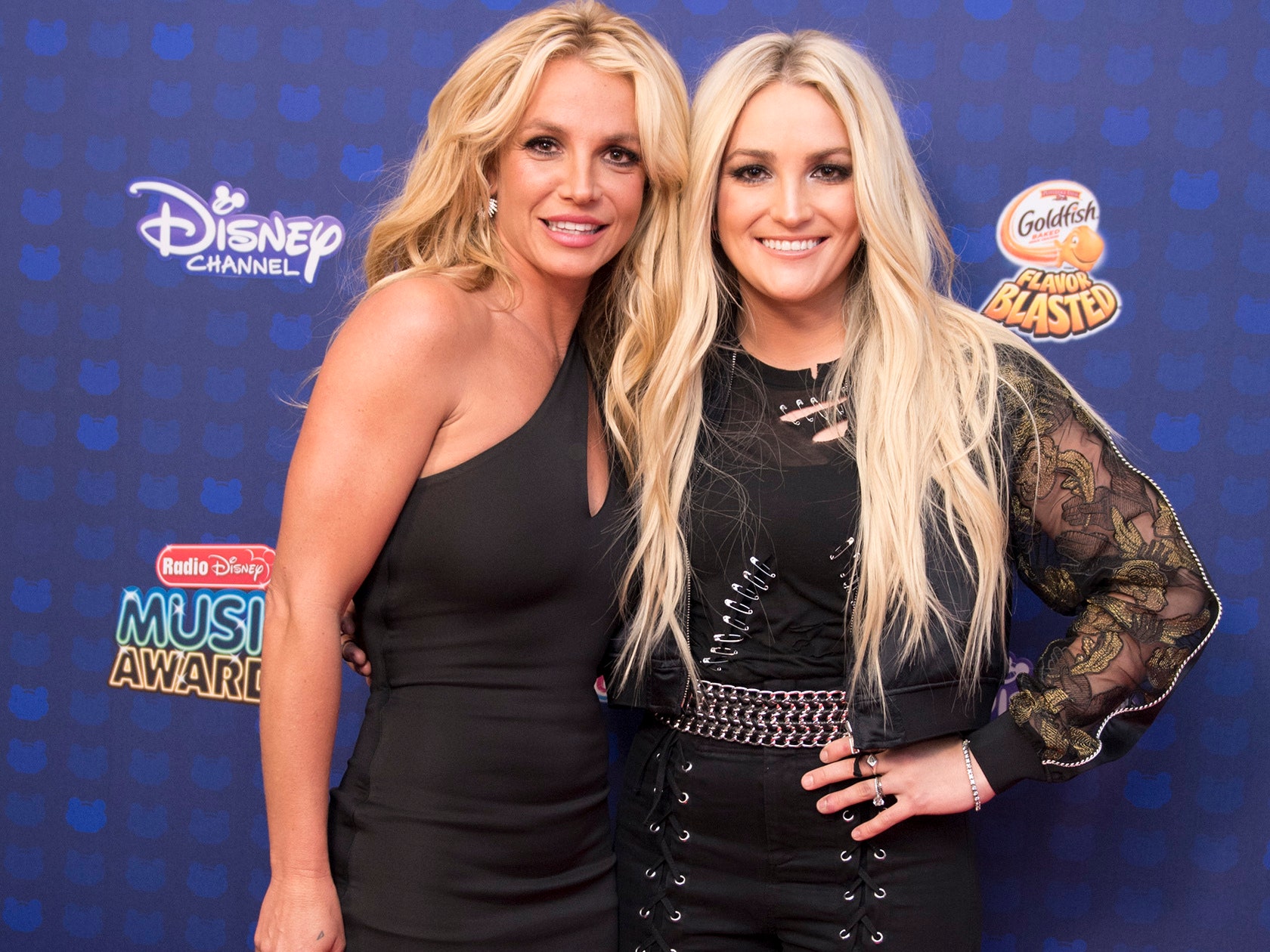 Britney dejó de seguir a su hermana. ACN