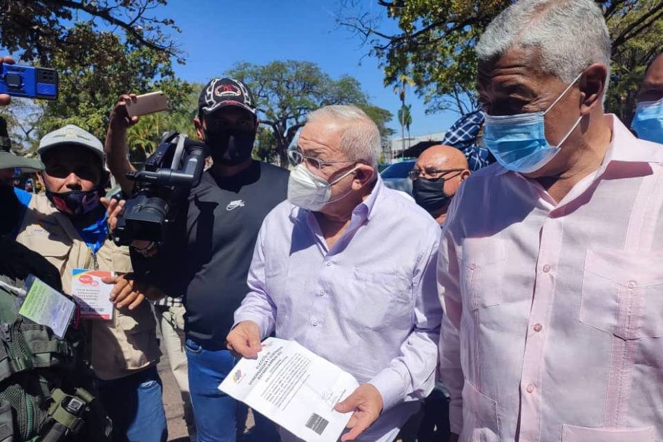 Transcurren primeras horas de elecciones en Barinas - noticiacn