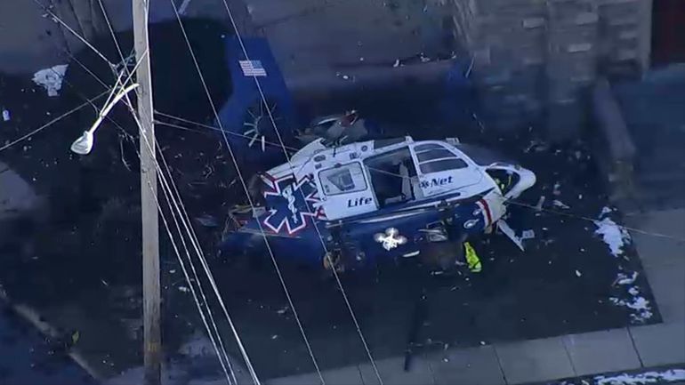 Helicóptero se estrelló en Filadelfia