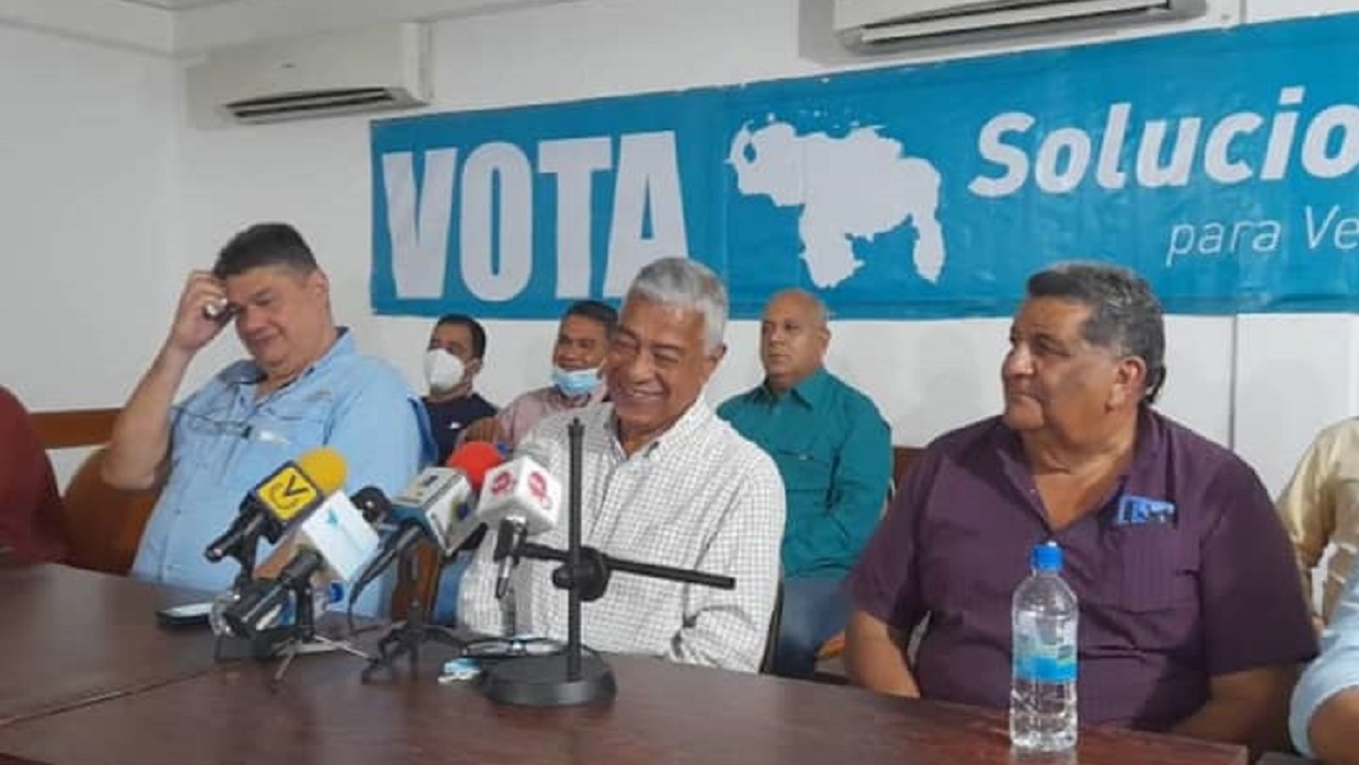 El candidato opositor Claudio Fermín, fue uno de los aspirantes a la gobernación durante las elecciones de éste domingo en el estado Barinas - acn