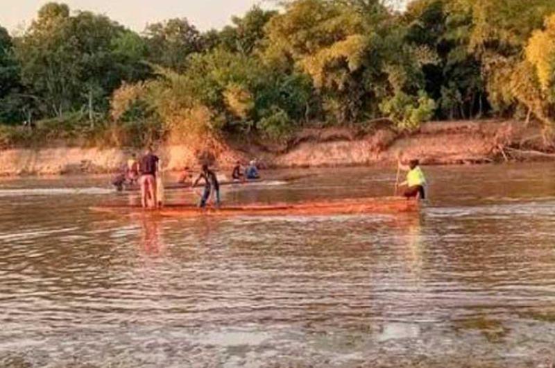 feto-humano-flotando-rio-sarare
