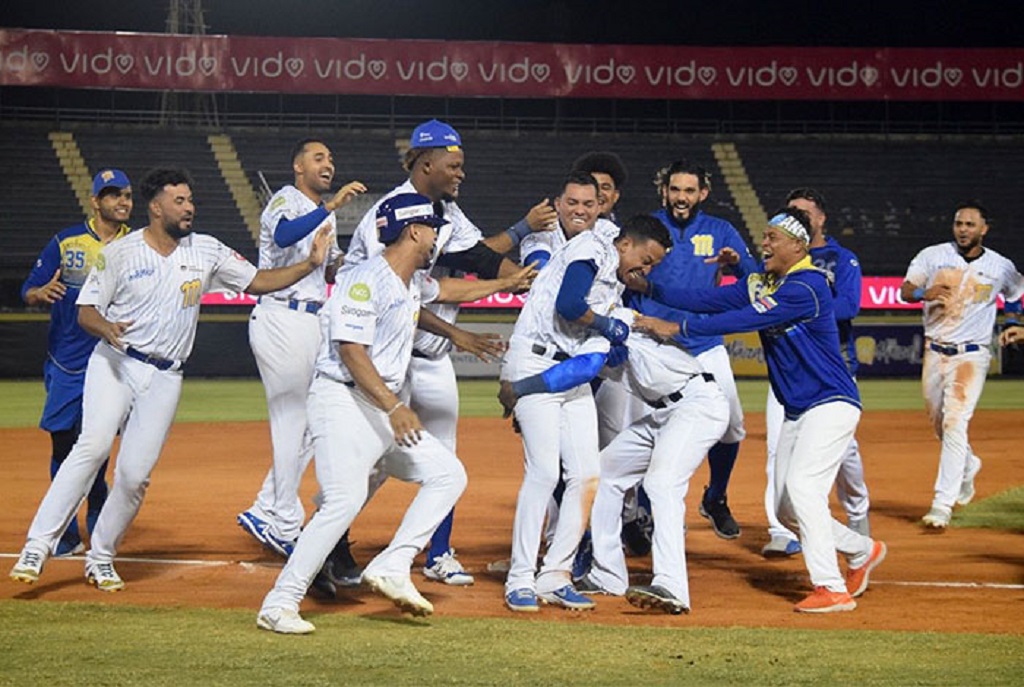 Magallanes blanqueó de nuevo a Caracas - noticiacn
