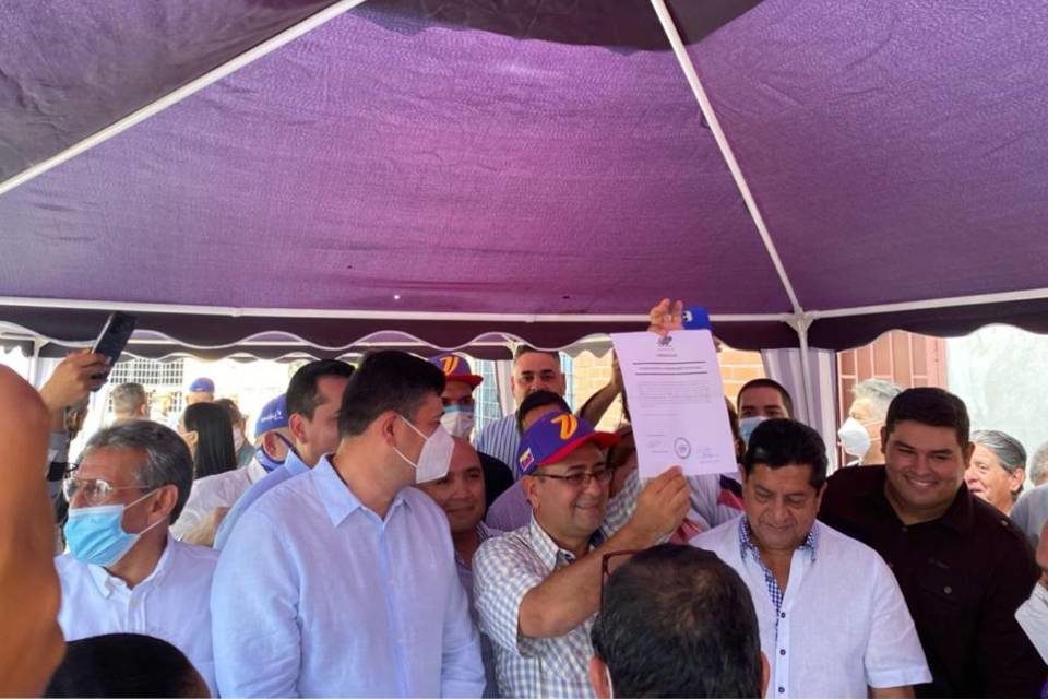 sergio garrido proclamado gobernador - acn