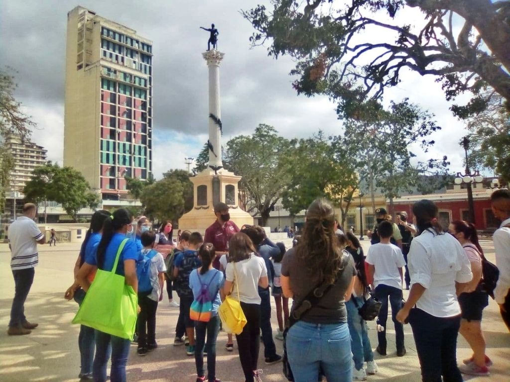 Caminata De la Ciudad a la Montaña - noticiacn