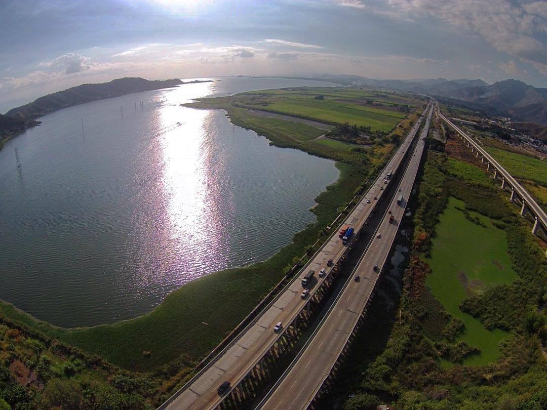 cerrado túnel La Cabrera.