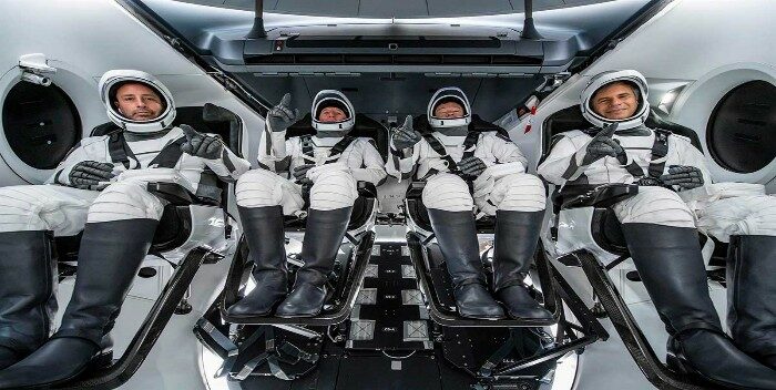 Regresó a la tierra misión privada espacial-acn