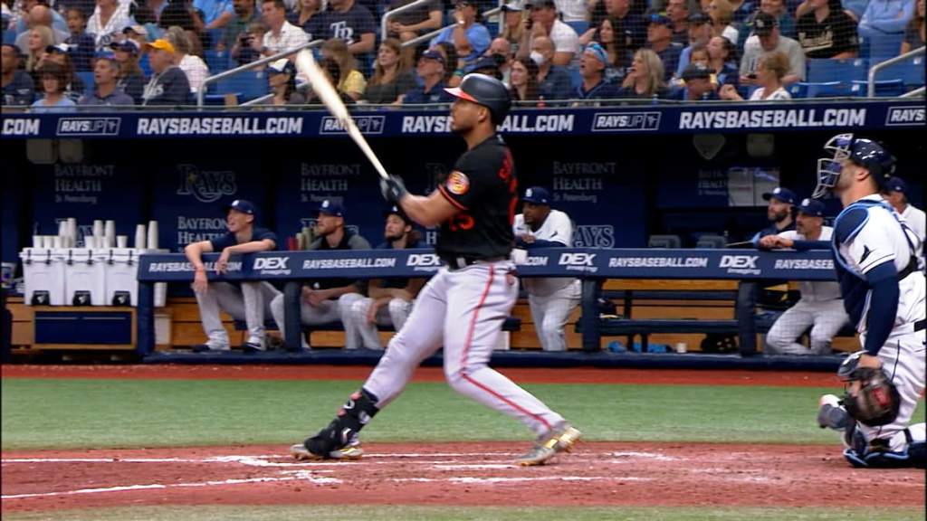 Anthony Santander dio jonrón en Opening Day - noticiacn