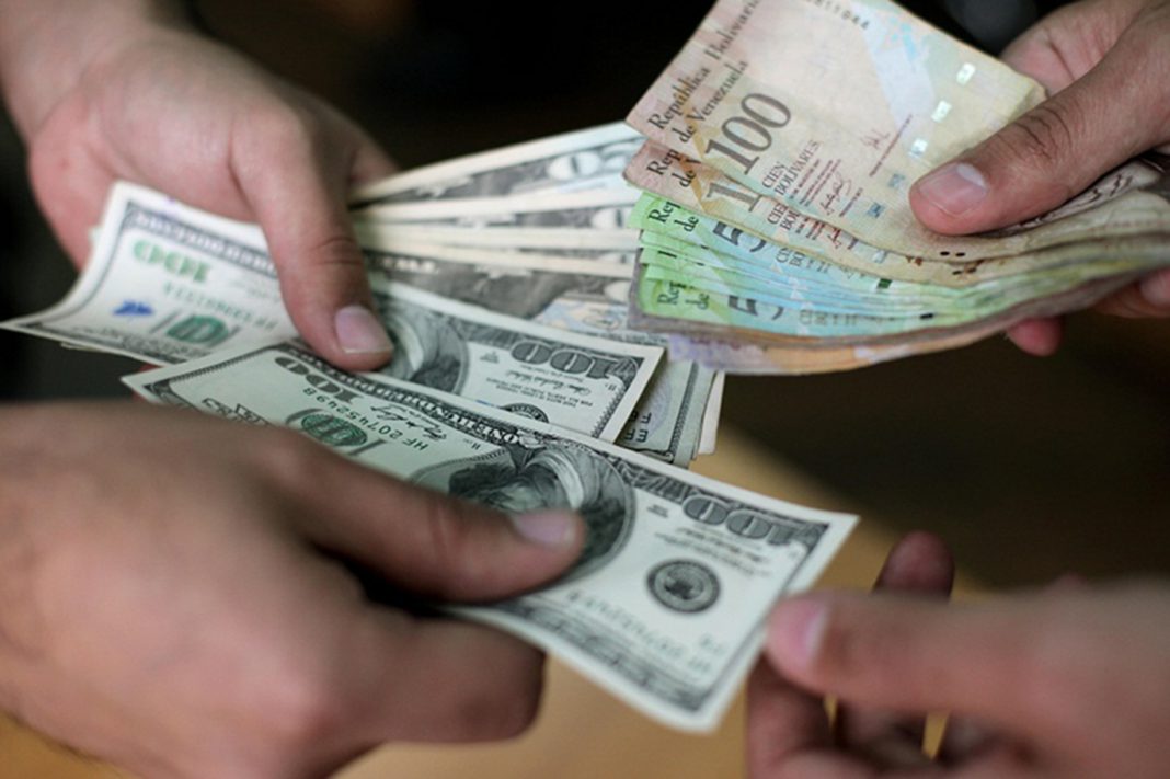 Bolívar cae en un 7,12%