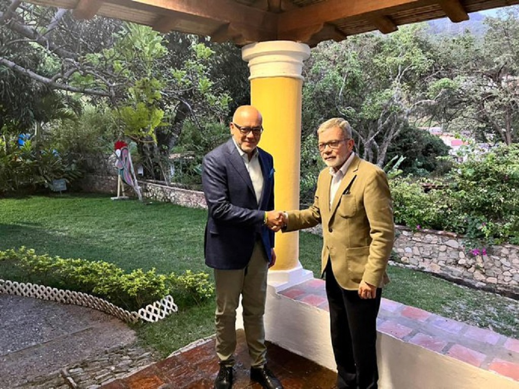 Chavismo y oposición reunidos - noticiacn